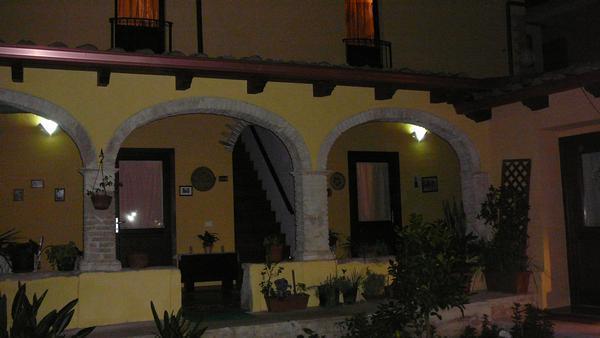 B&B Gli Archi Sinnai ภายนอก รูปภาพ